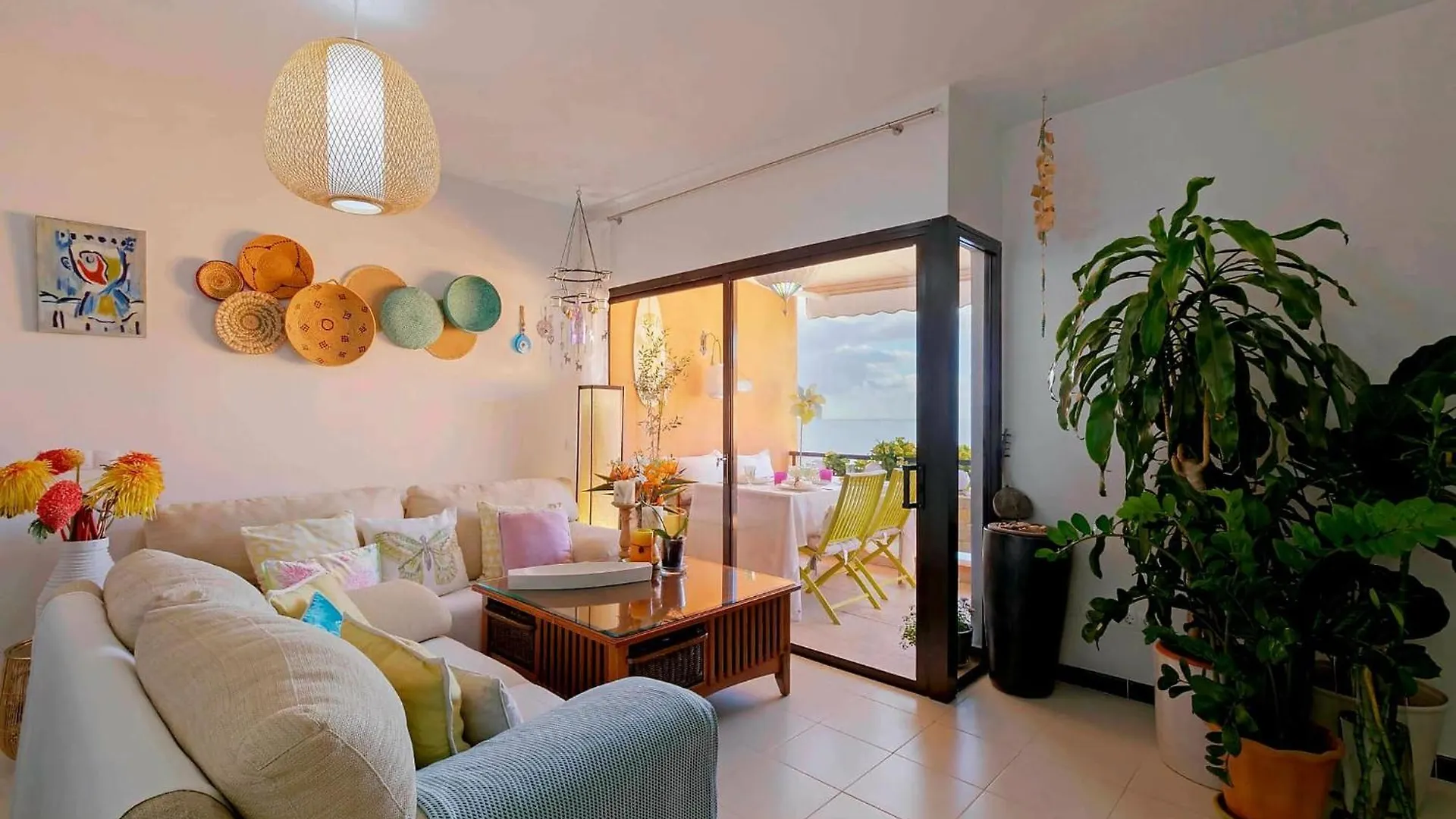Luxury 1 Minute To The Beach & Salt Pool 0*, Tabaiba