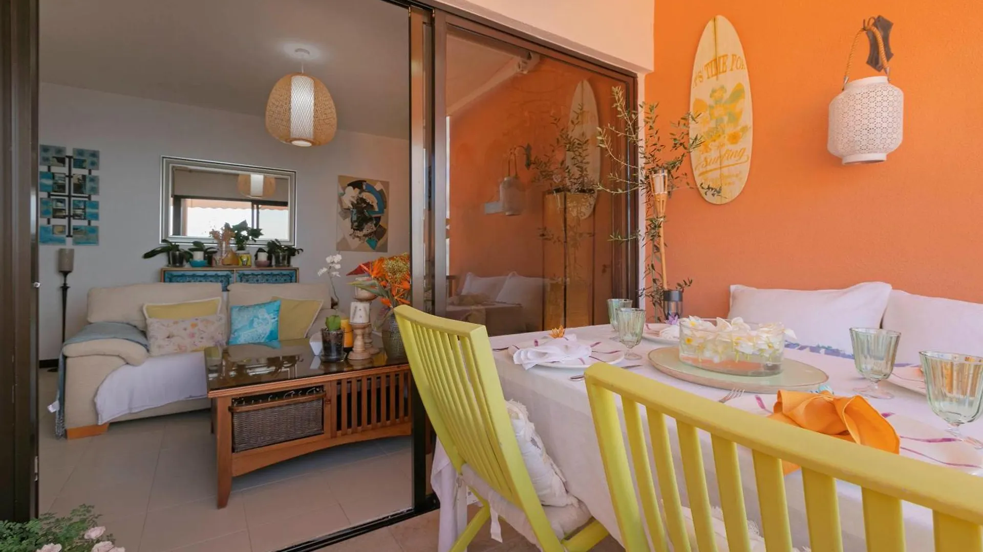 Apartment Luxury 1 Minute To The Beach & Salt Pool