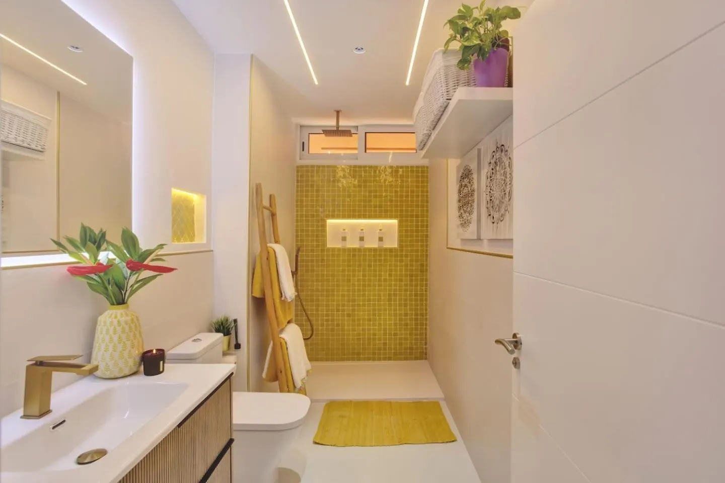 Apartment Luxury 1 Minute To The Beach & Salt Pool